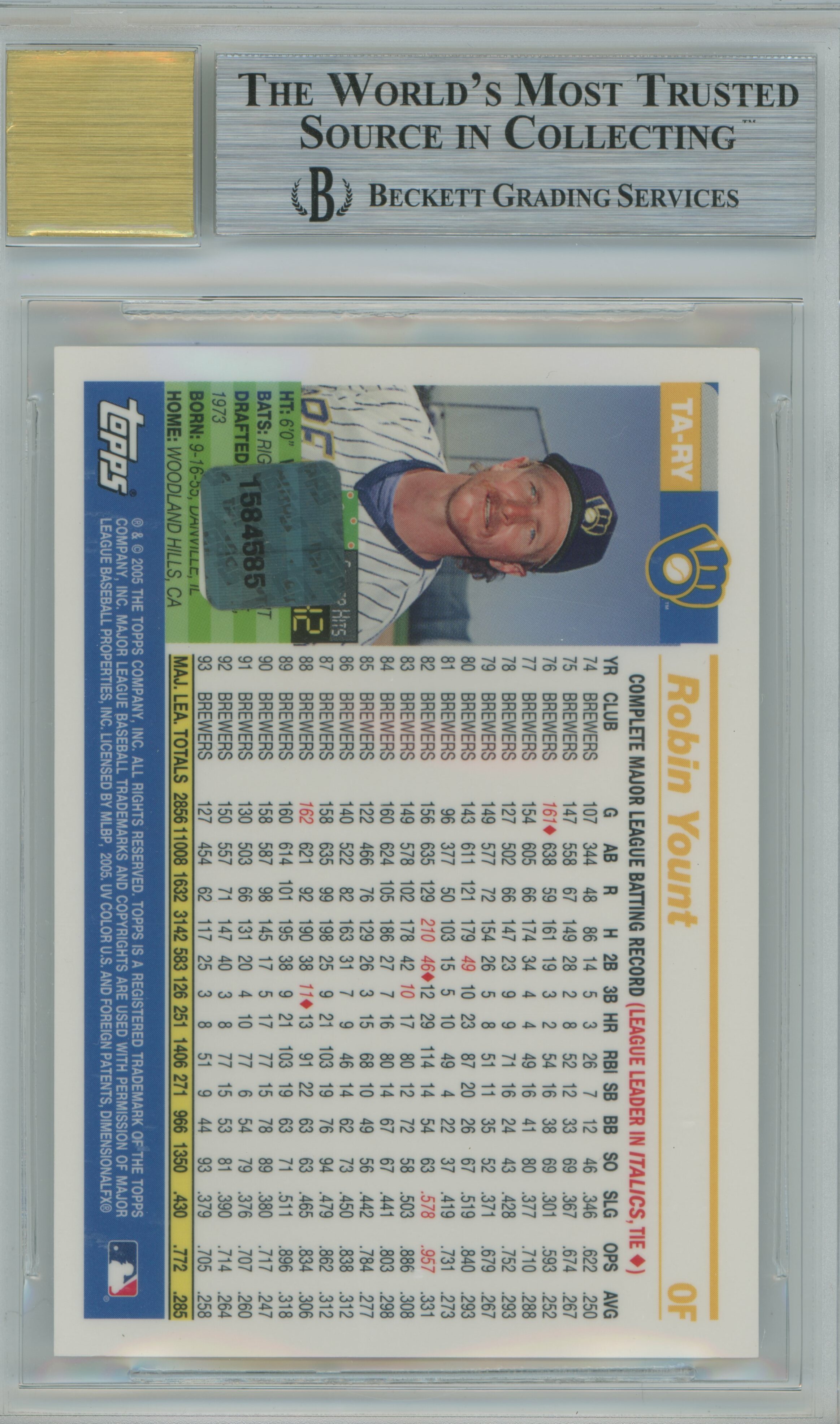 2005 Topps Retired Signature Robin Yount BGS 9