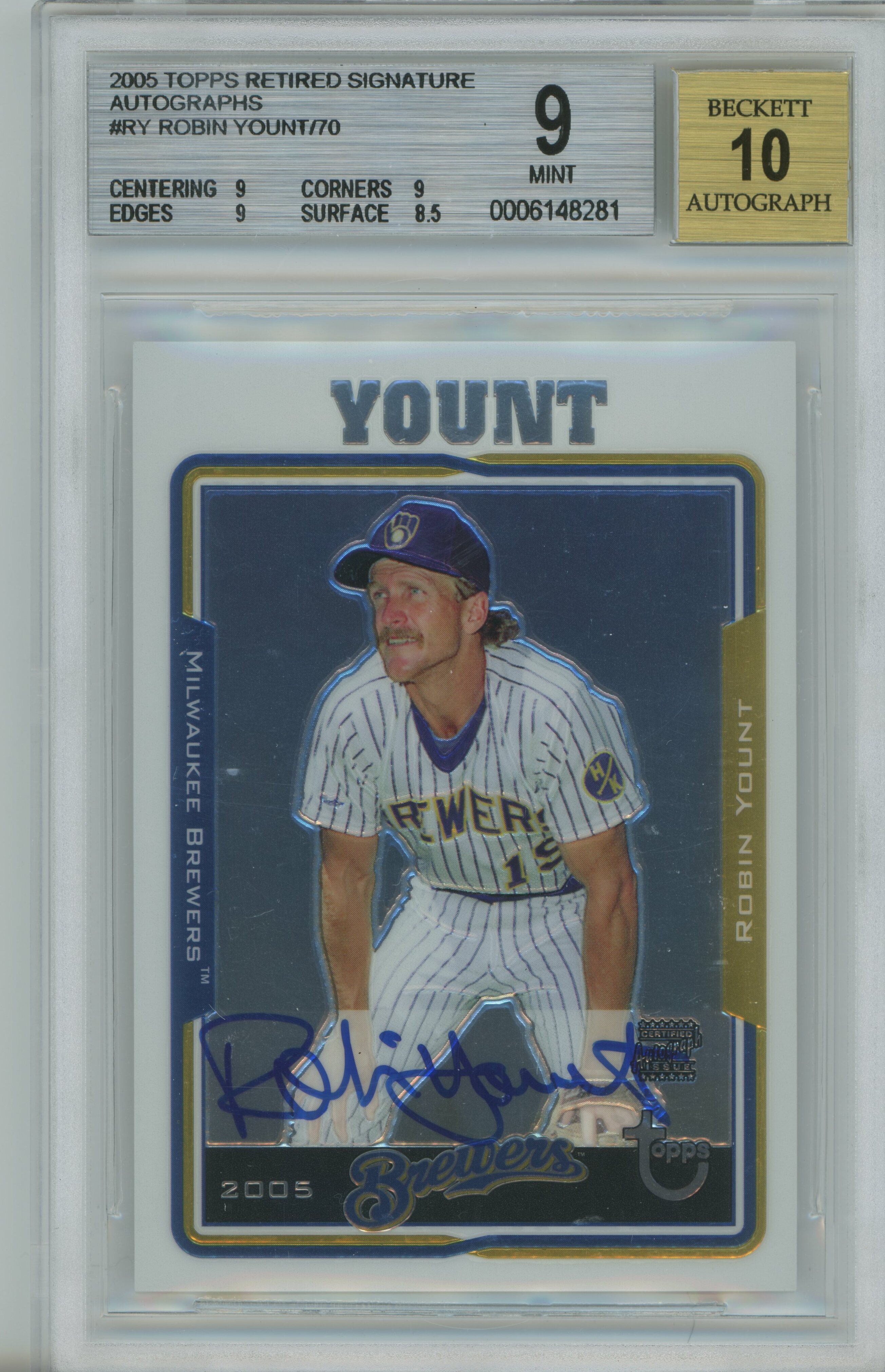 2005 Topps Retired Signature Robin Yount BGS 9