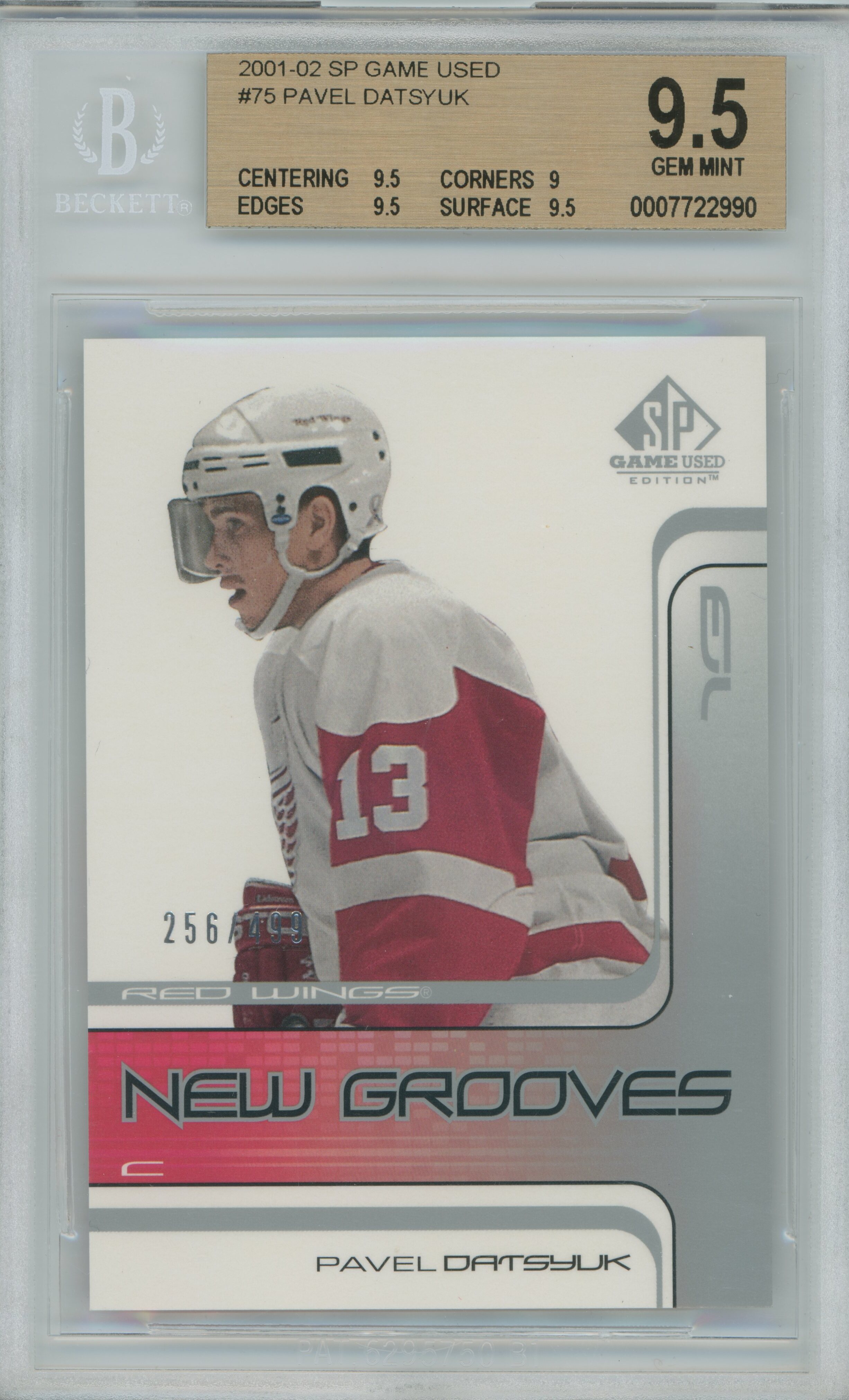 2001-02 SP Game-Used RC Pavel Datsyuk BGS 9.5