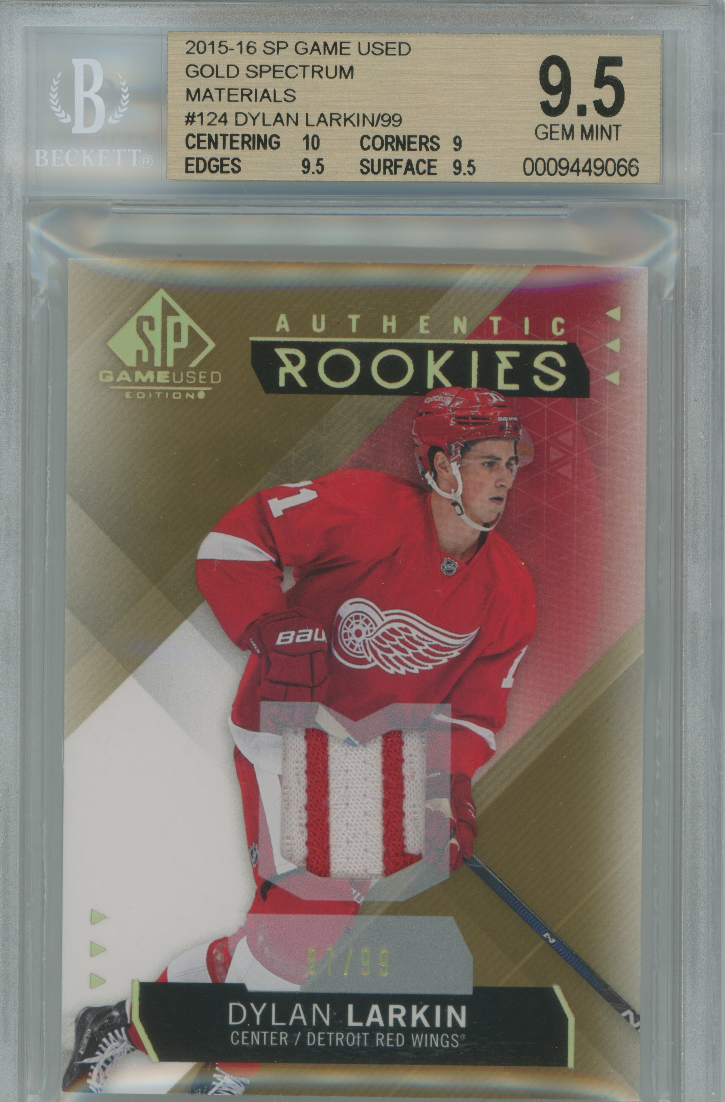 2015-16 SP Game Used Gold Spectrum Materials Patch RC Dylan Larkin BGS 9.5